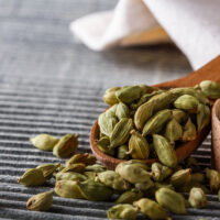 Cardamom Medium